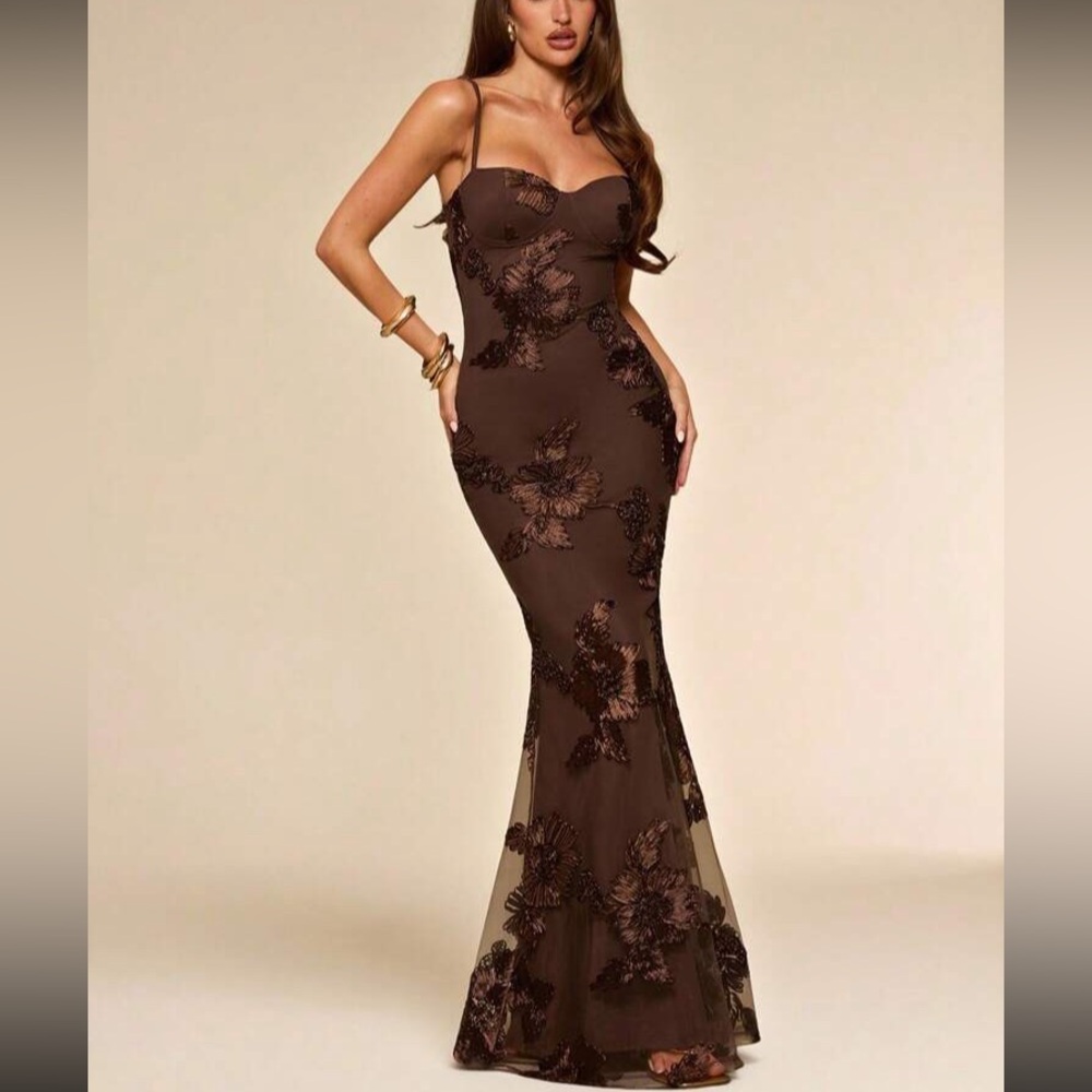 Elegant Brown Floral Embroidered Sheath Dress